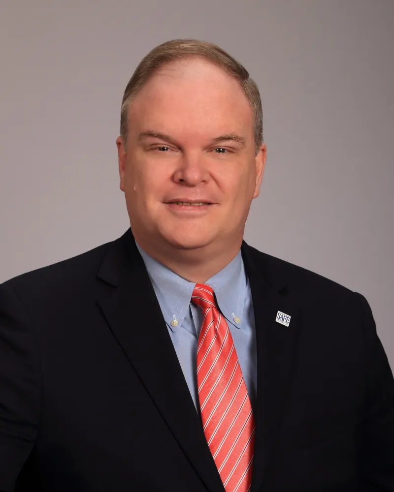 Alan Lewis headshot