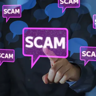 quote bubbles that say scam